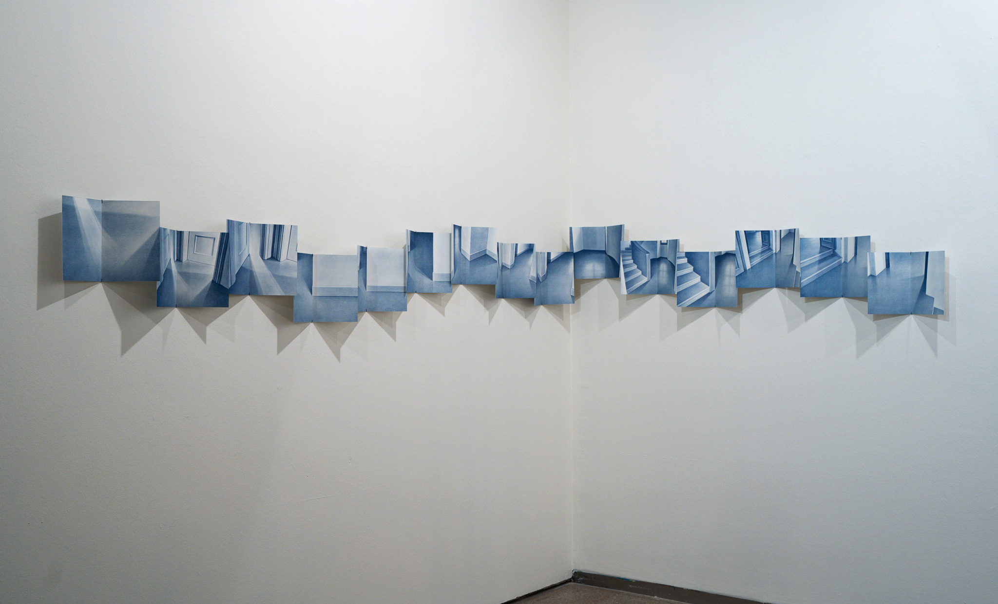 Pliegos del libro "Passage". Risografía. 26x33cm. Exposición "El Múltiple que ocupa el espacio" Pontevedra 2024