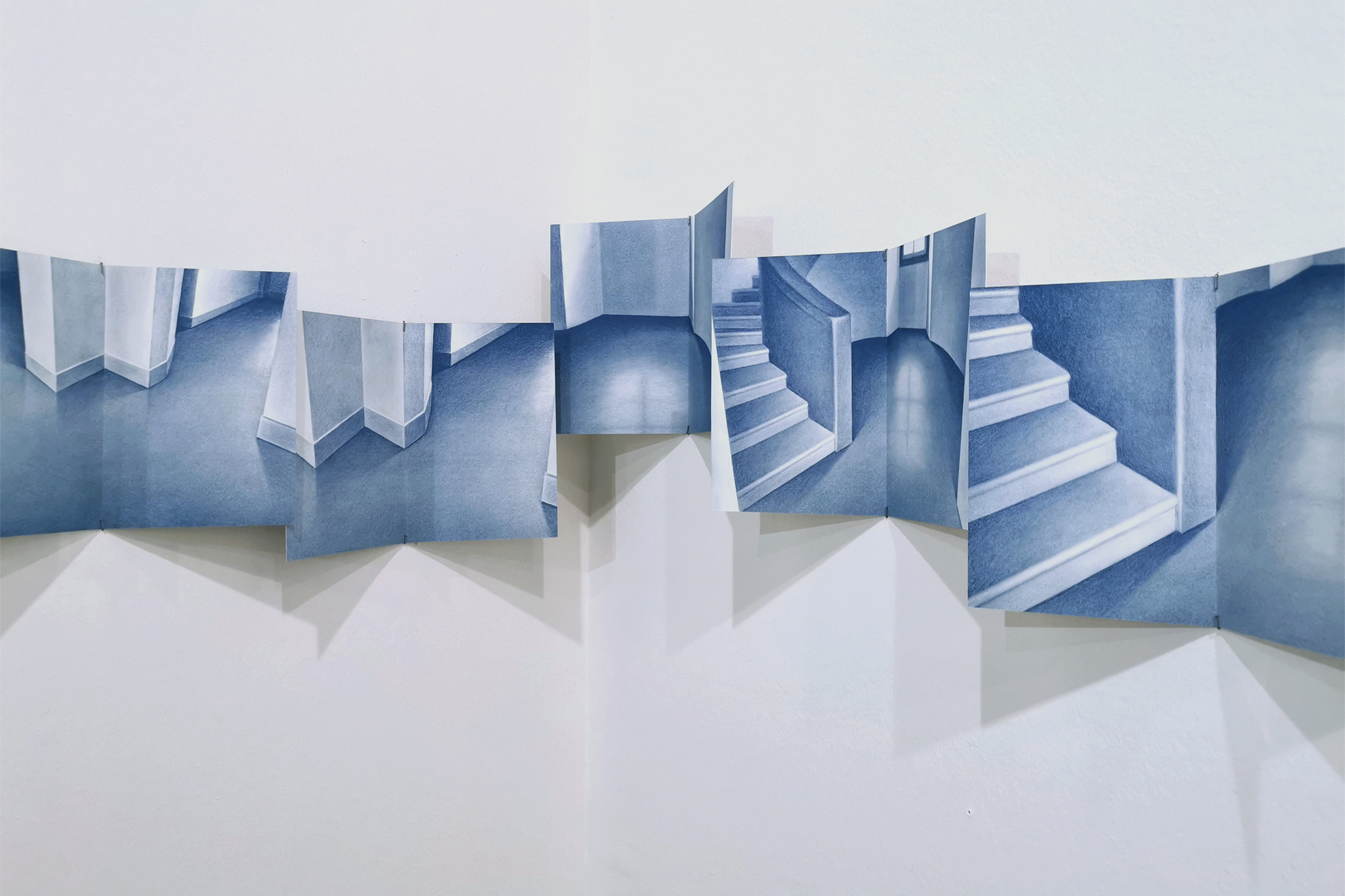 Pliegos del libro "Passage". Risografía. 26x33cm. Exposición "El Múltiple que ocupa el espacio" Pontevedra 2024